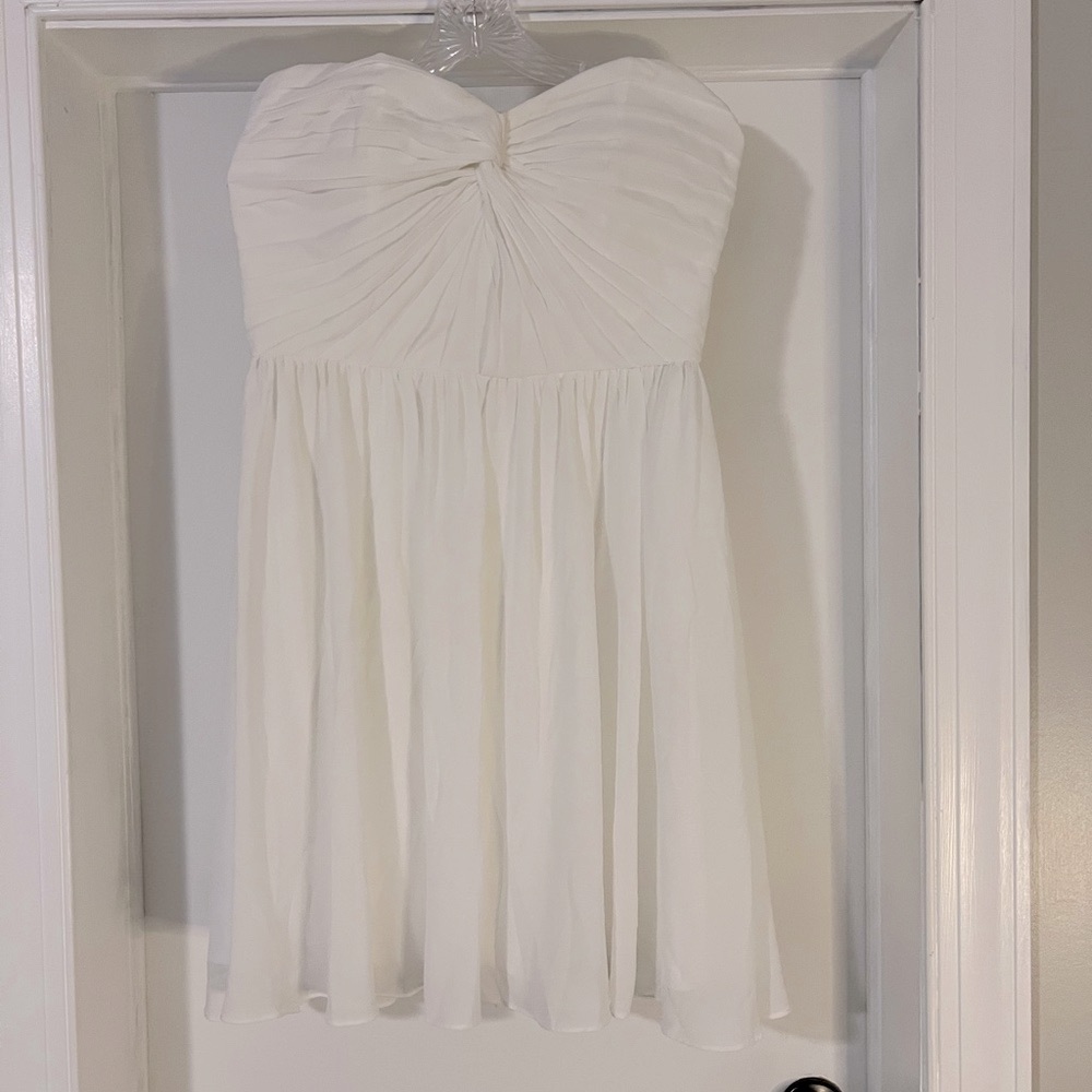 A. Drea White Short -Sleeveless Wedding Dress Size L